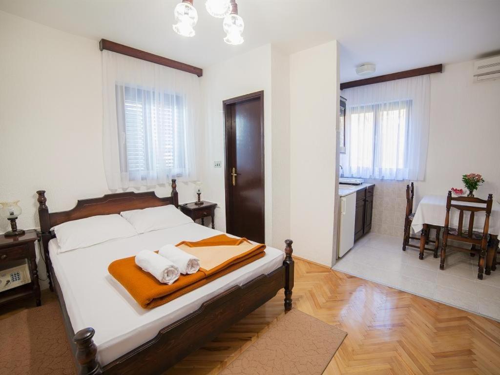 Guest House 4M Petrovac Cameră foto