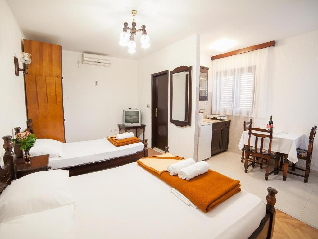 Guest House 4M Petrovac Cameră foto